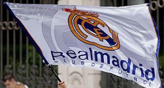 Real Madrid income climbs to 520 million euros in 2012-13