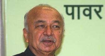 CBI gives clean chit to Shinde in Adarsh scam