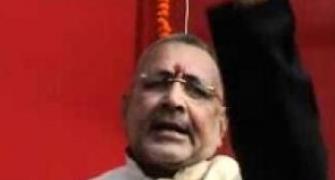 BJP's Giriraj Singh resurfaces, says he will surrender on Thur