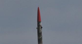 Pak test-fires short-range missile Hatf III