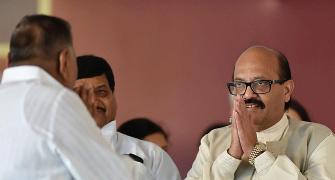 New yaari-dosti: What are Mulayam and Amar Singh up to?