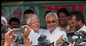 Lalu,'Nitish may embrace but their sins will remain'