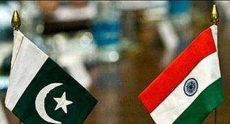 Pak envoy invites separatists before crucial talks, angers India