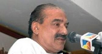 Kerala finance minister booked in bar bribery scam