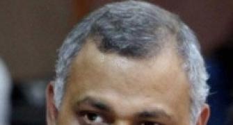 Cops say Somnath Bharti hiding in Agra; acting like pro criminal