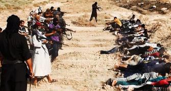 Chilling photos show 'Iraqi militants executing 1,700 soldiers'