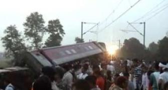 Bihar officials rule out sabotage in Rajdhani Express derailment