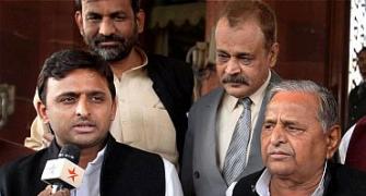 Mulayam embarrasses son Akhilesh and aide Azam Khan in public