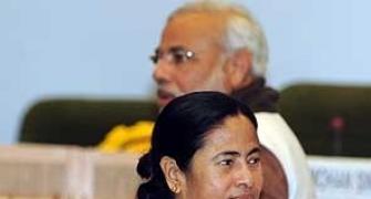 'The two Ms (Modi, Mamata) will waste no time to shake hands'