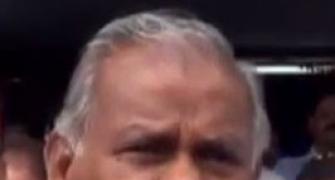 Nitish selects Jitan Ram Manjhi as new Bihar CM