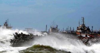Thousands evacuated as Cyclone Hudhud hurtles towards Andhra, Odisha
