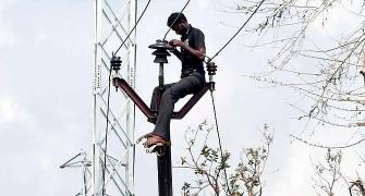 Plan to link power bills to Aadhaar