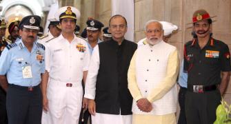Amid tensions at border, PM Modi meets army, navy, air force chiefs
