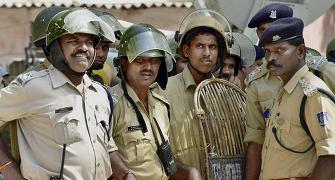 AAP workers incited farmer by clapping: Delhi police