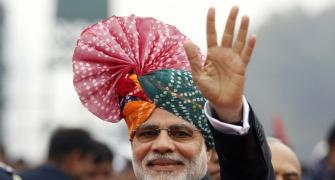 'Turbaned' Modi wins fashion war against the Obamas