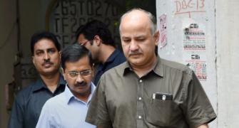 Vyapam: AAP govt meets scribe's family, offers sister job
