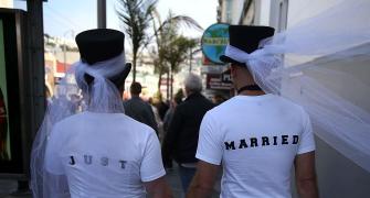 In US, same-sex couples rush to the altar after SC 'blessing'