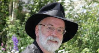 Bestselling fantasy author Terry Pratchett dies