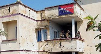 J&K: 2 terrorists among 6 dead in fidayeen attack on police station