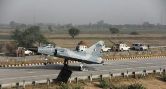 When a fighter jet landed on the Yamuna Expressway