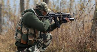 6 militants, soldier killed in 2 Kashmir encounters