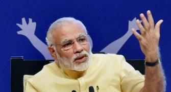 PM Modi gives masterclass on fashion and being a good speaker