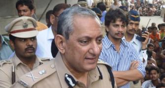Mumbai top cop Rakesh Maria shunted out, but will supervise Sheena probe