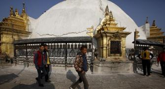 Nepal begins rebuilding heritage sites damaged by quake