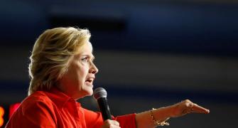 What kind of genius loses a billion dollars: Clinton