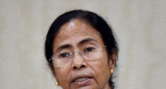 Mamata protests presence of Armymen at toll plazas in WB