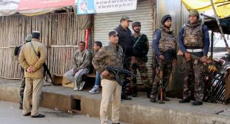 Pak number used to hire taxi by terrorists in Pathankot