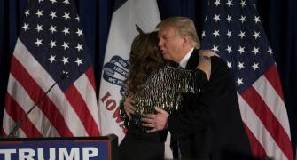 Sarah Palin jumps into 2016 race, endorses Donald Trump