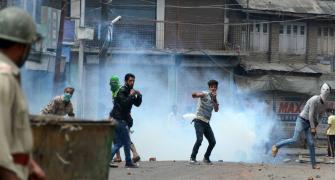 Why civilians confront the army in Kashmir