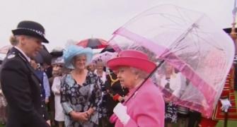 Queen filmed saying Chinese officials were 'very rude'