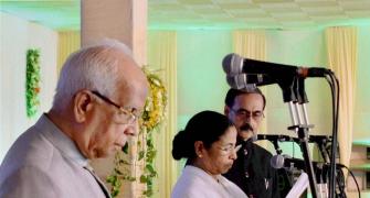 Mamata Banerjee sworn in as West Bengal CM for second time