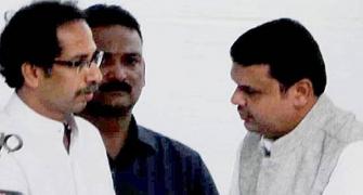 Sena, BJP bury the hatchet, join hands for Maharashtra council polls