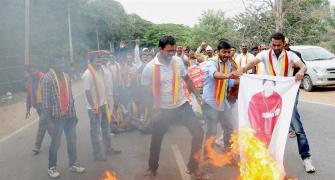 Buses burnt, roads blocked in Karnataka over order to release Cauvery water