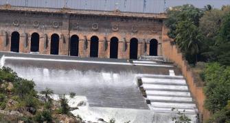 Karnataka releases Cauvery water to Tamil Nadu amid protests