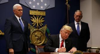 Trump orders to keep 'Islamic terrorists out of US'