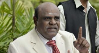 Justice Karnan issues NBWs against CJI, 6 other judges