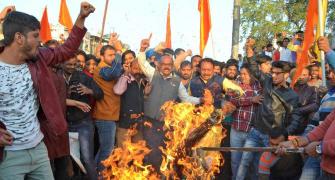 Contempt pleas against Karni Sena, 4 states for violence over Padmaavat