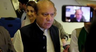 Sharif, daughter arrested in graft case as they return to Pakistan