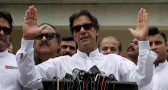 Amid 'rigging' claims, Imran Khan inching closer to become Pak's Wazir-e-Azam
