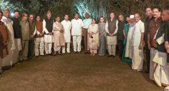 Sonia's dinner diplomacy with opposition parties