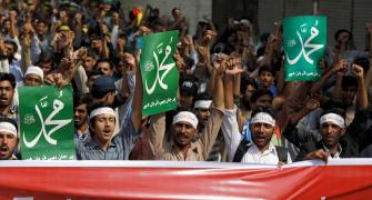 Riots erupt in Sindh over 'blasphemy' by Hindu teacher