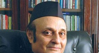 'Several positives' in Kashmir move, says Karan Singh