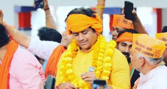 In Gorakhpur, Ravi Kishan is playing supporting role