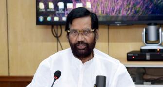 Paswan, among India's tallest Dalit leaders, is dead