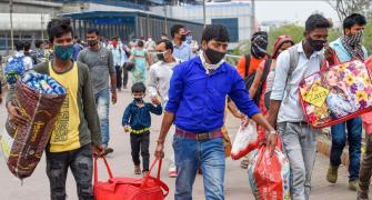 Migrants fear 2020 replay as Delhi goes into lockdown
