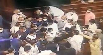 SEE: Oppn MPs jostling with marshals in RS